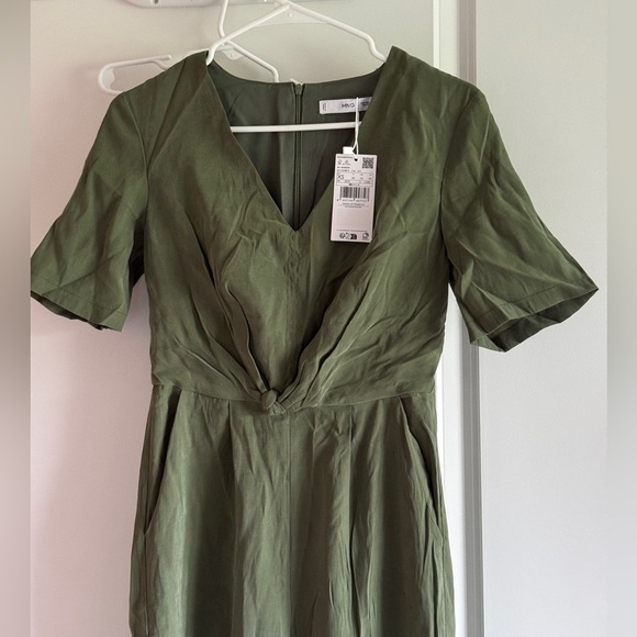 Mango Green Jumpsuit with Wrap V-Neck and Wide-Leg Pants - Picture 7 of 12